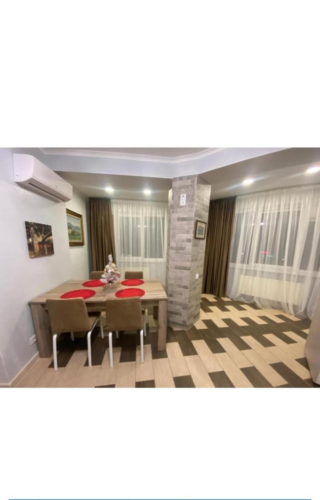 צ'יסינאו Airport Apartments Taxi מראה חיצוני תמונה